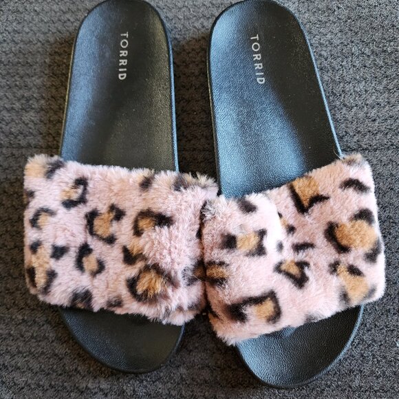 torrid Shoes - Torrid Furry Slippers